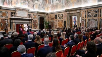 البابا لاوُن الرابع عشر يستقبل أعضاء المجلس الاستشاري لأكاديمية RCS الإيطالية 1