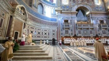 البابا: لا يمكن بناء جماعة إيمان حقيقية، قادرة على نشر المحبة إلا بالتواضع والصبر وبمساعدة الله 1