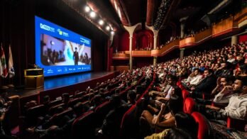 الأب الخوري: لِلسِّينَمَا وَالإِبْدَاعِ رِسَالَتَيْنِ مُتَلَازِمَتَيْنِ: النَّظَرُ إِلَى المَاضِي لِلتَّعَلُّمِ، وَبِنَاءُ المُسْتَقْبَلِ بِوَعْيٍ وَإِصْرَارٍ. IMG-20251124-WA0023 (1)