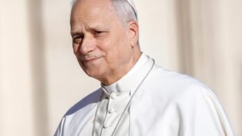 البابا يستقبل أساتذة وطلاب المعهد الحبري لعلم الآثار المسيحية في الذكرى المئوية لتأسيسه 1